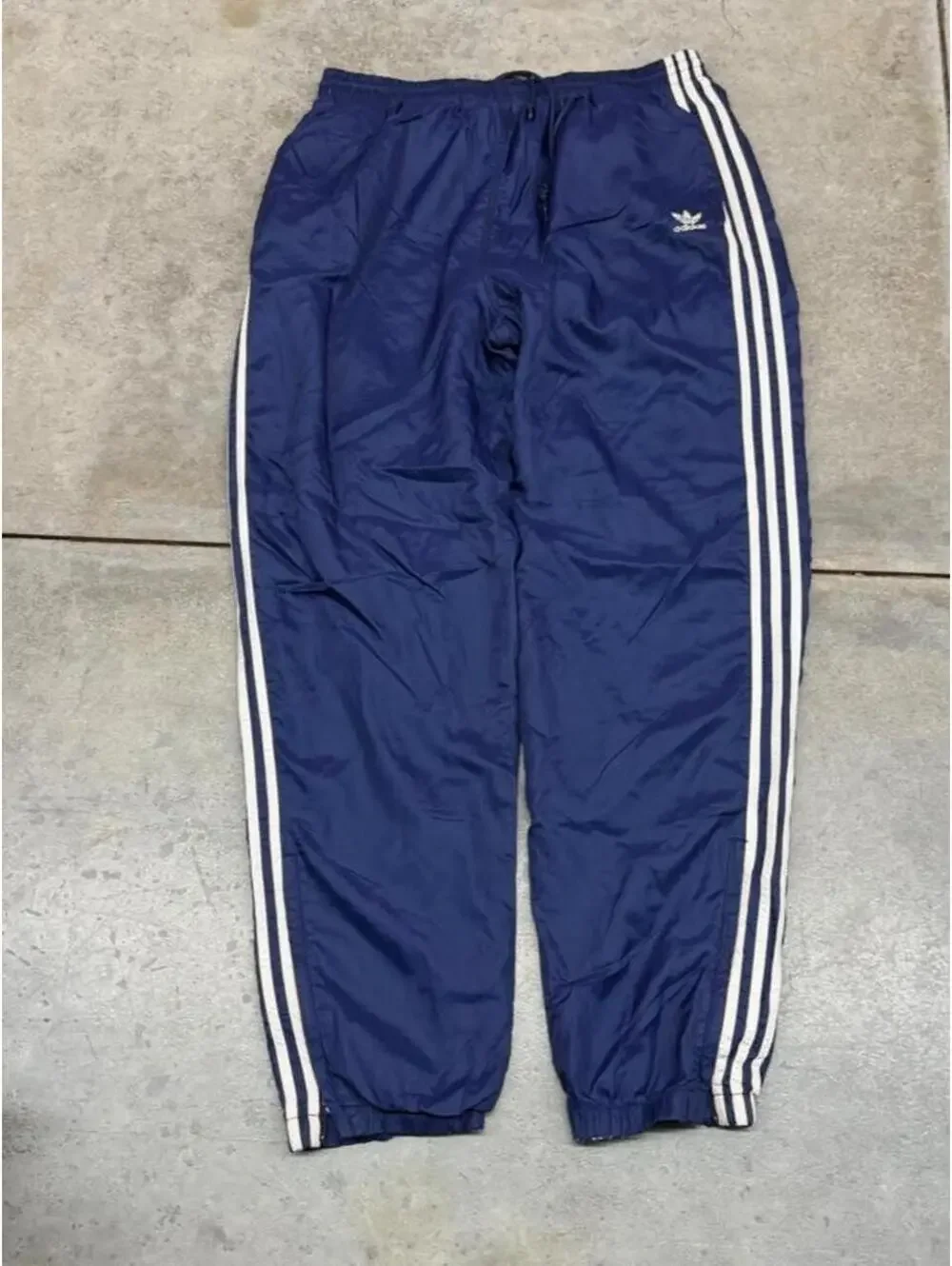 vintage adidas navy blue relaxed baggy fit trackpants size xl